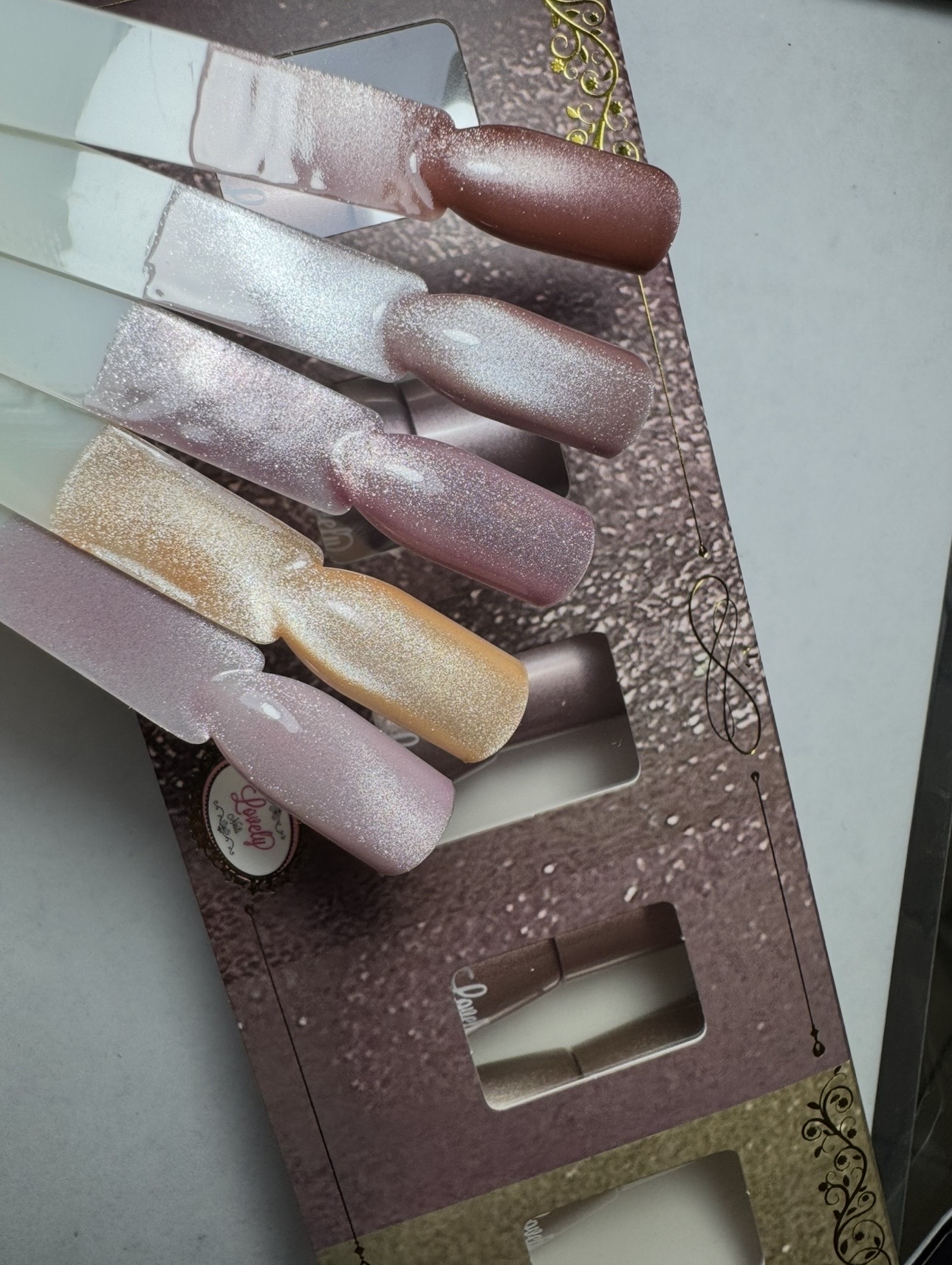 AGOTADA Gama #52 Ojo de Gato