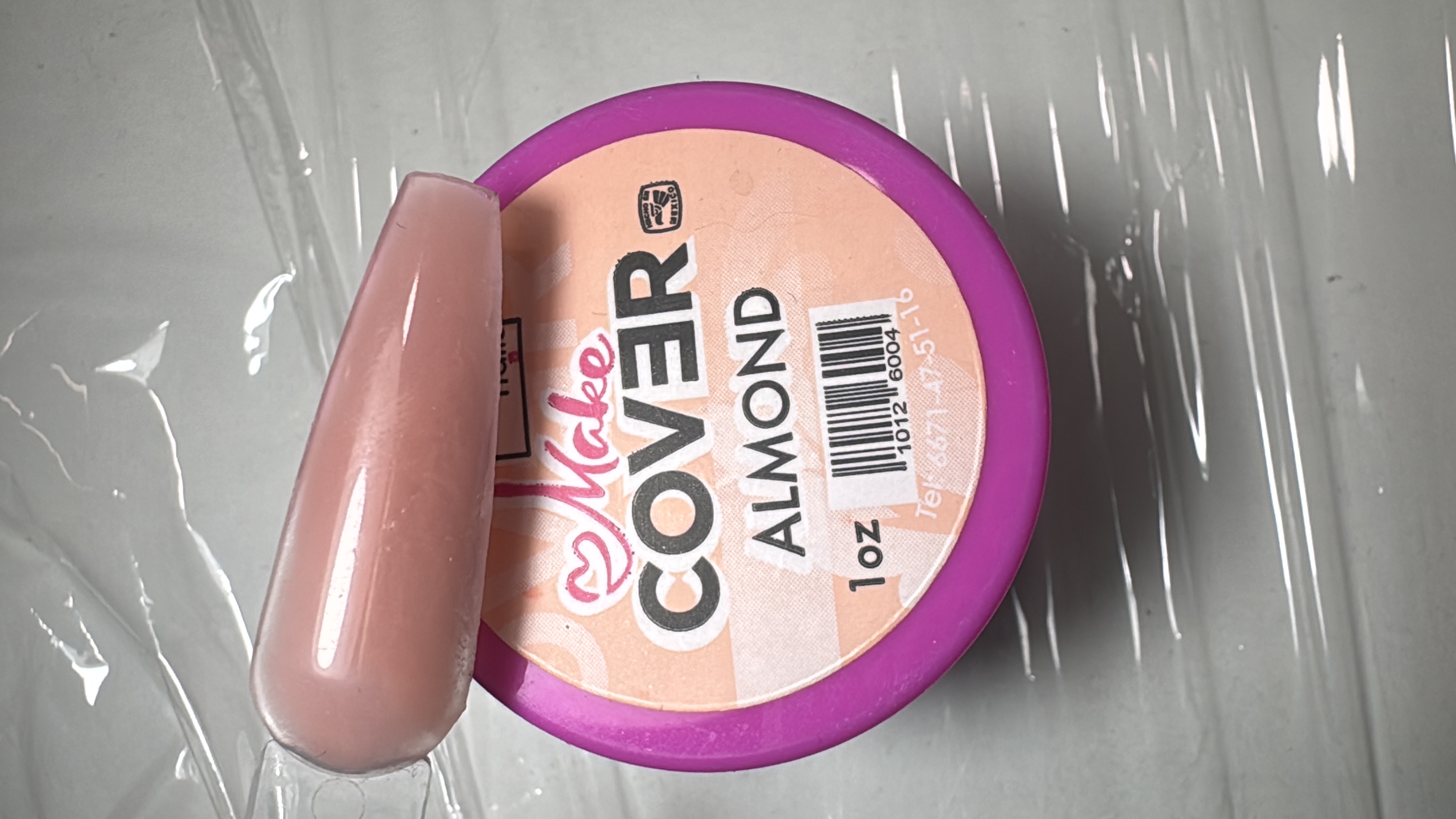 AGOTADO Acrílico Cover Almond 1oz