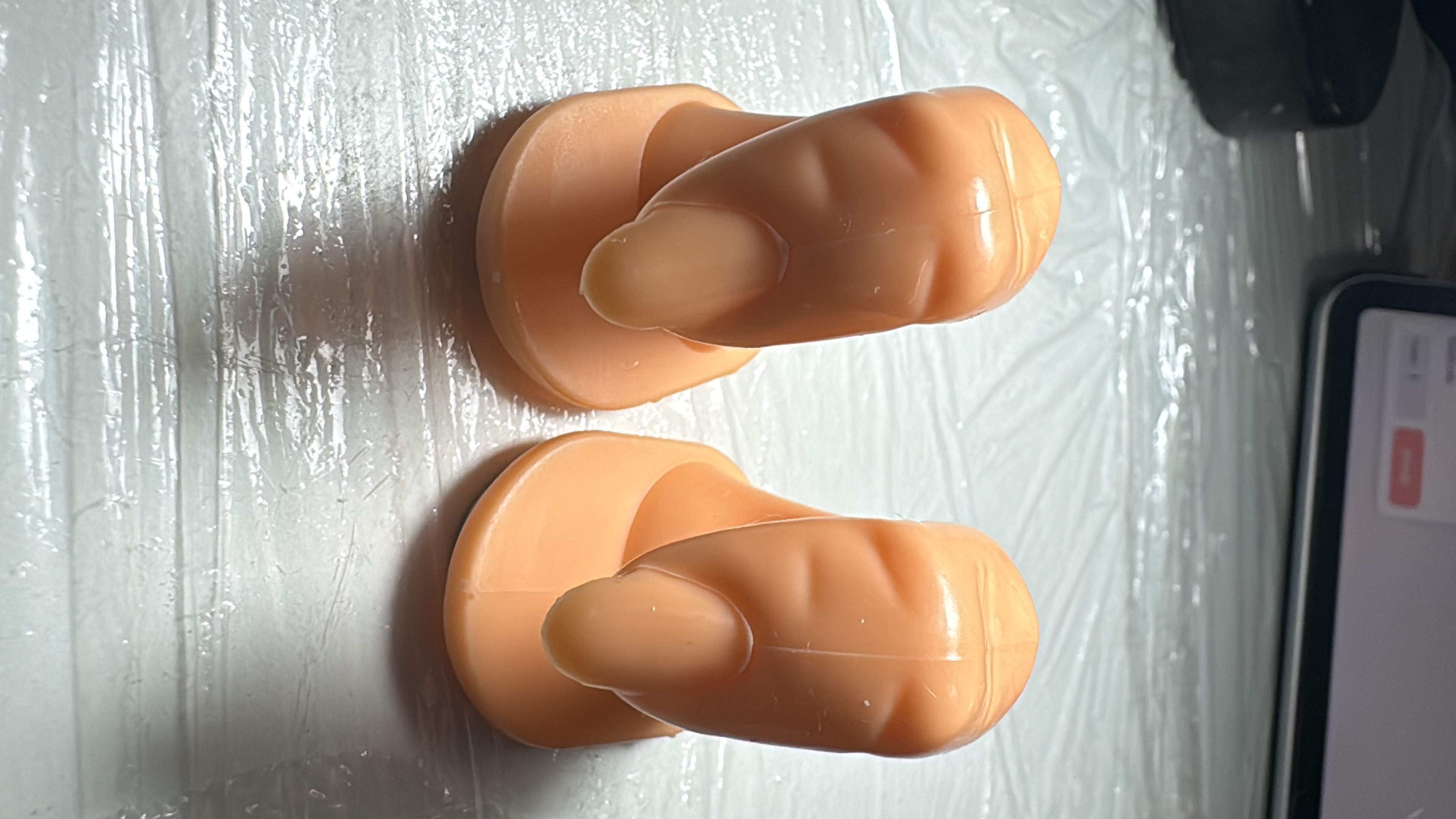 Dedo con uña económico