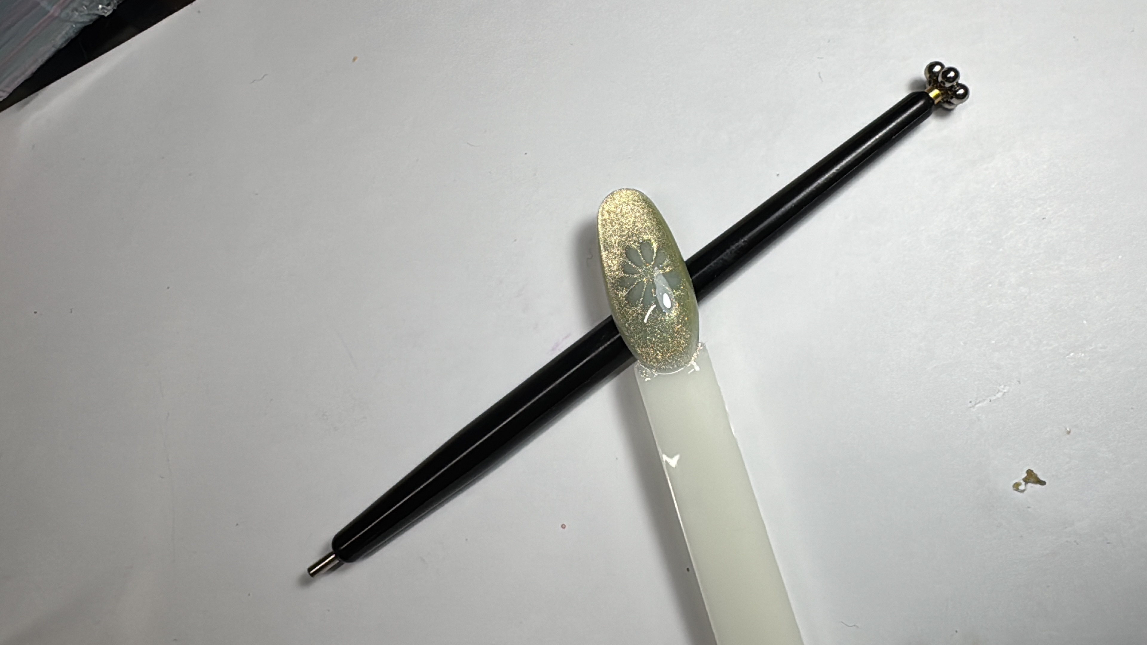 Imán Doble (Levanta balines) (D156)