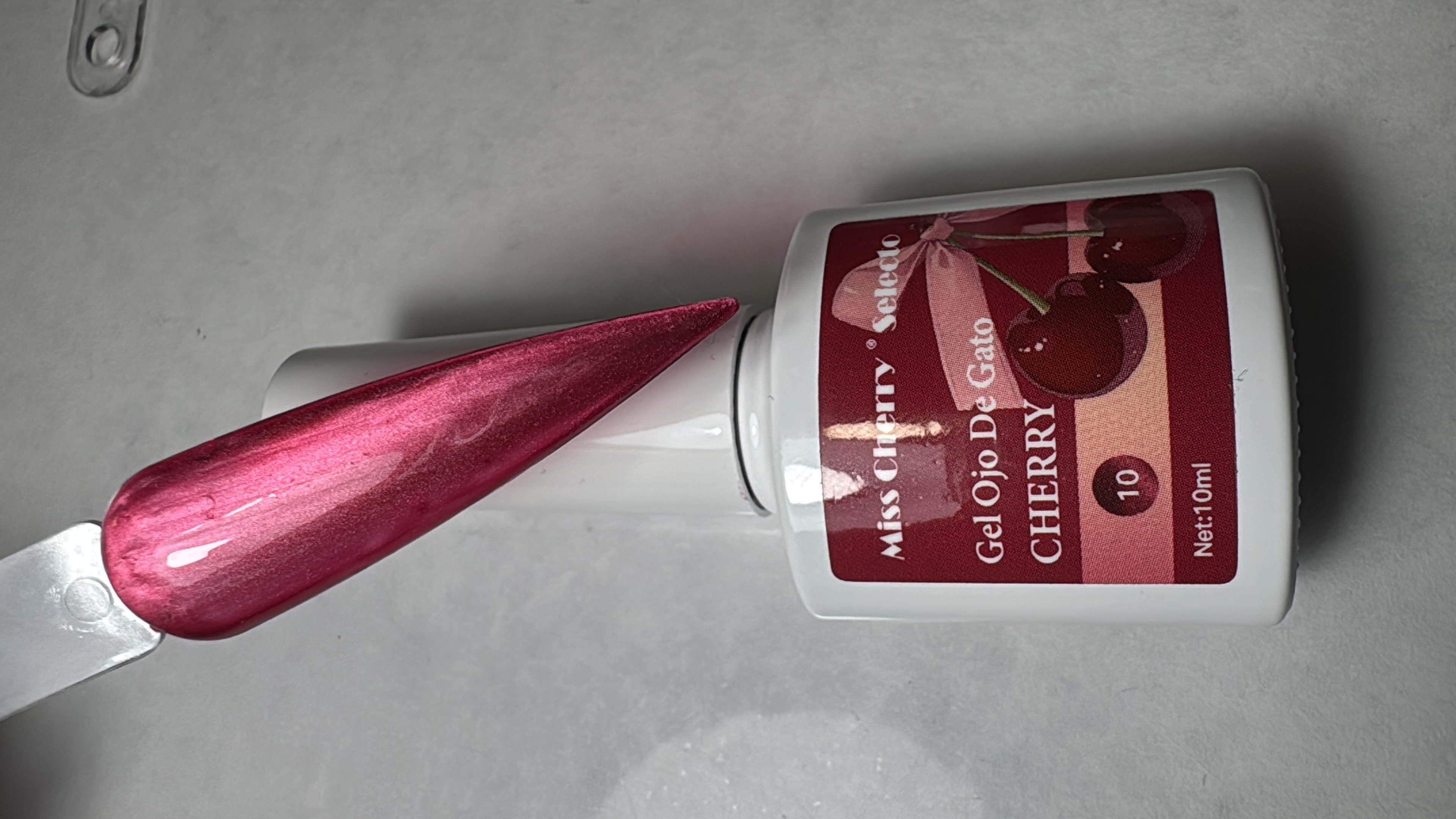 Ojo de Gato Cherry Rojo 10