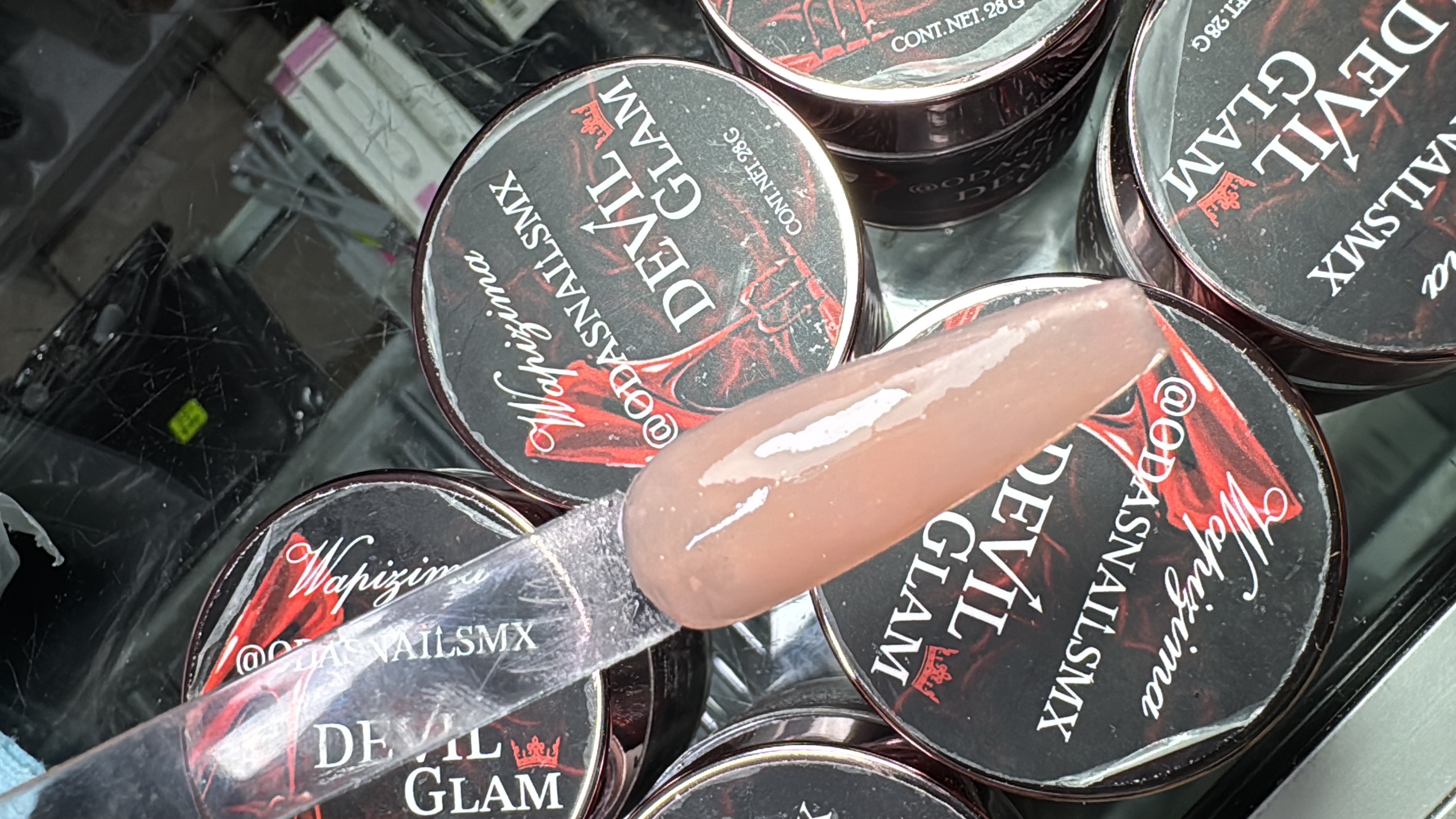 Acrílico Devil Glam Odas Nails