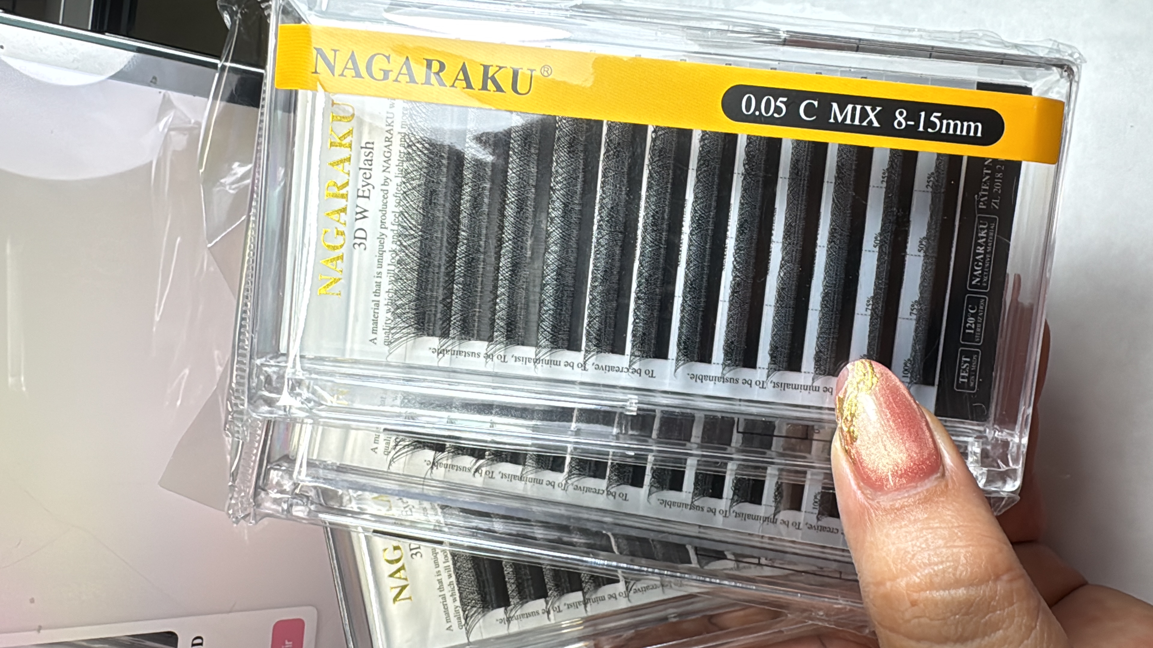 Pestaña 3D W  1x1 0.05C MIX (280)