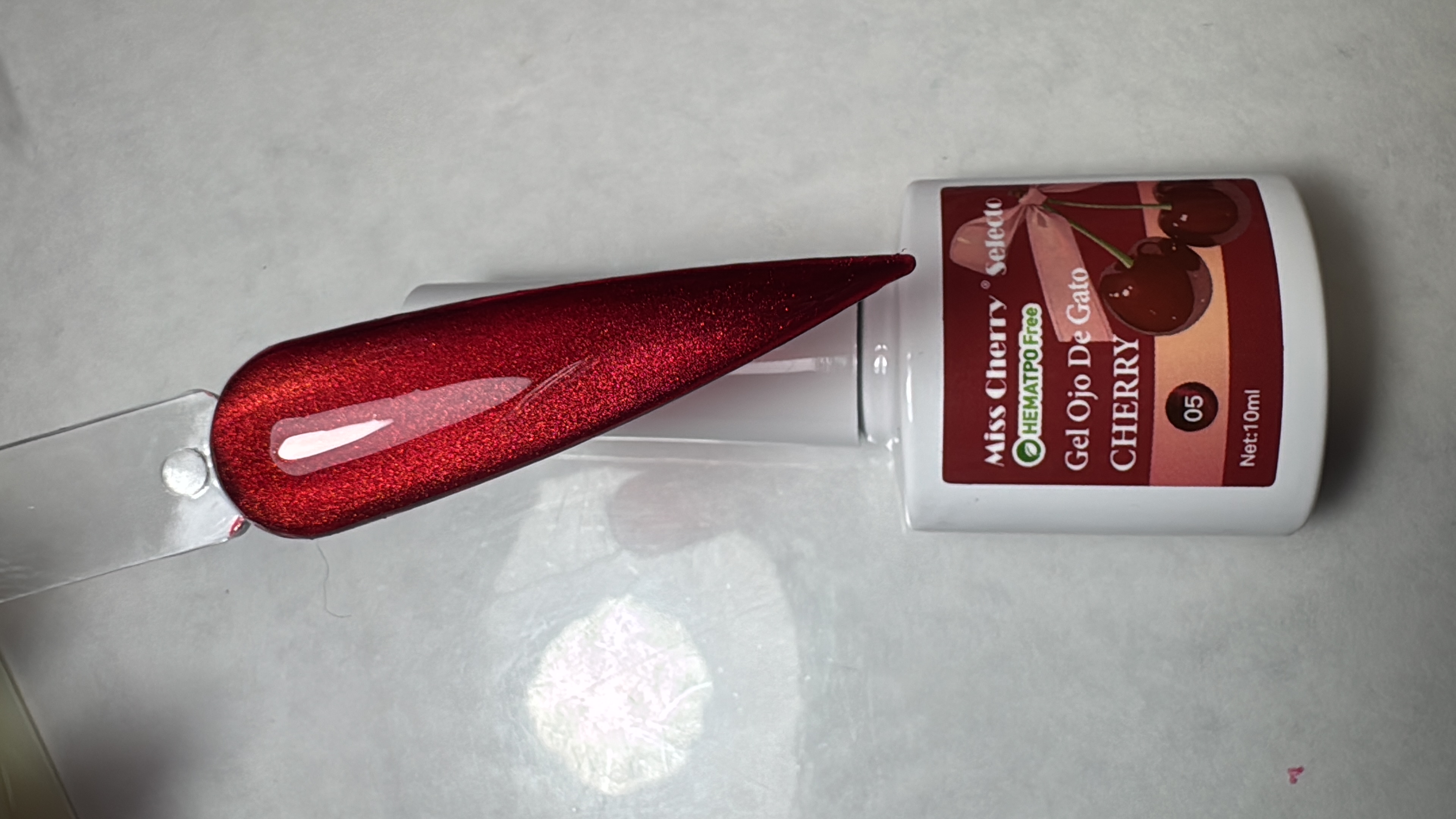 Ojo de Gato Cherry Rojo 05