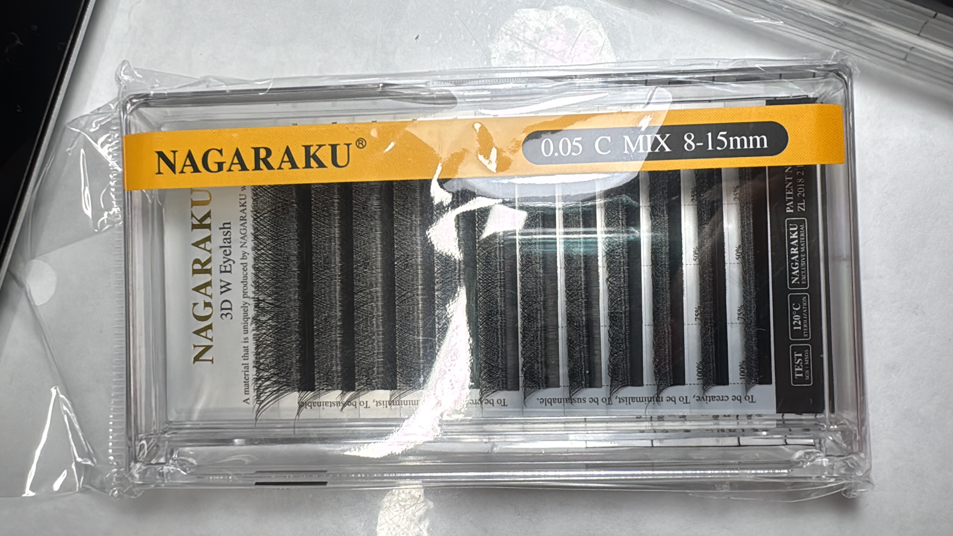 Pestaña 3D W 1x1 0.05D MIX(279)