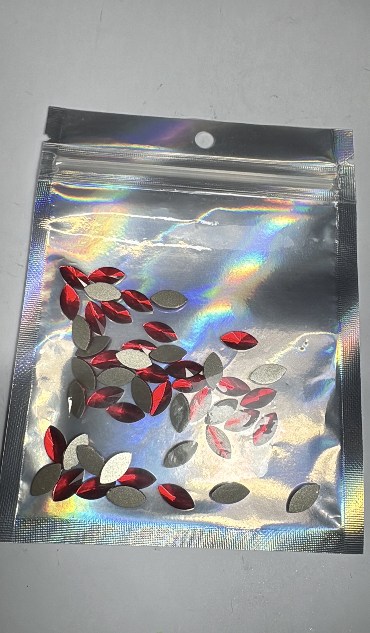 Cristal Óvalo Rojo (456)