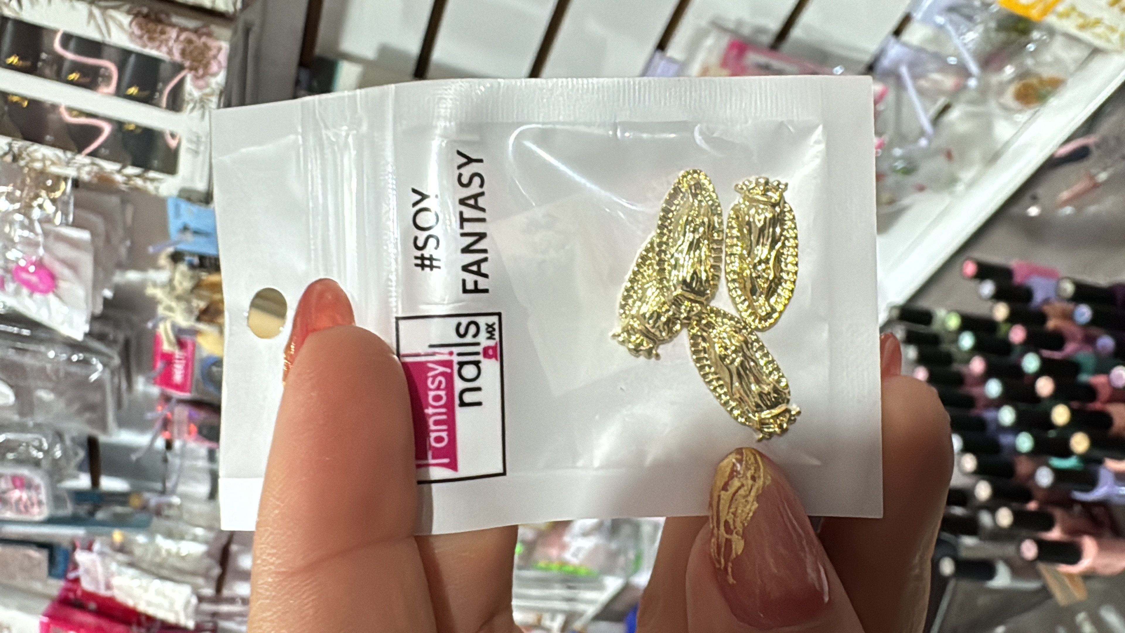 Dije Virgen Dorada Chica