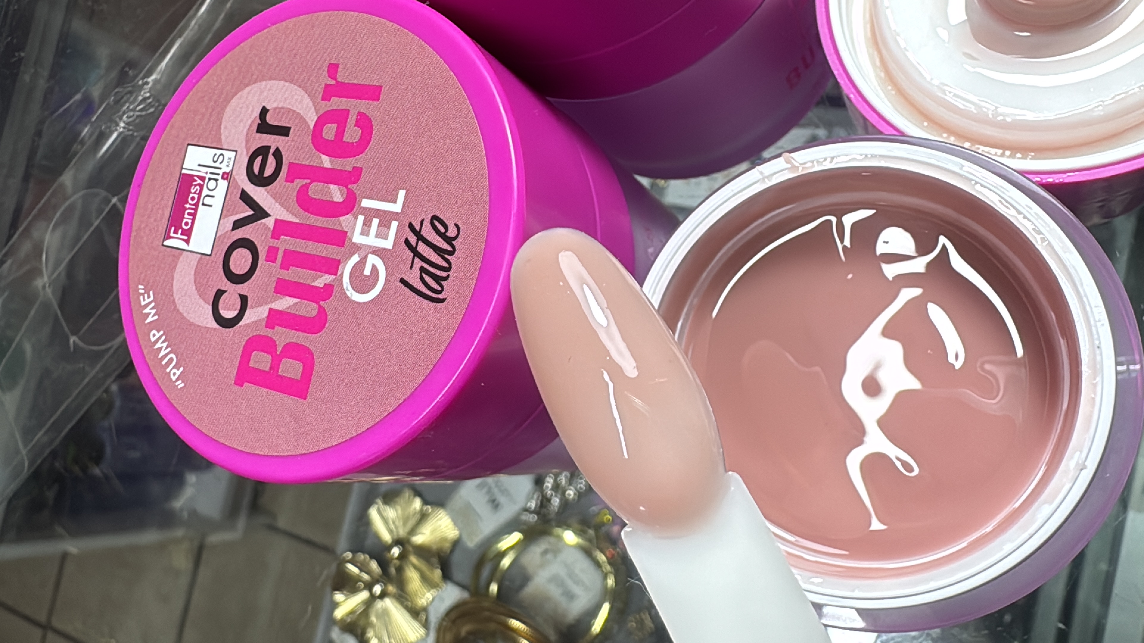 AGOTADO Builder Gel Cover Latte