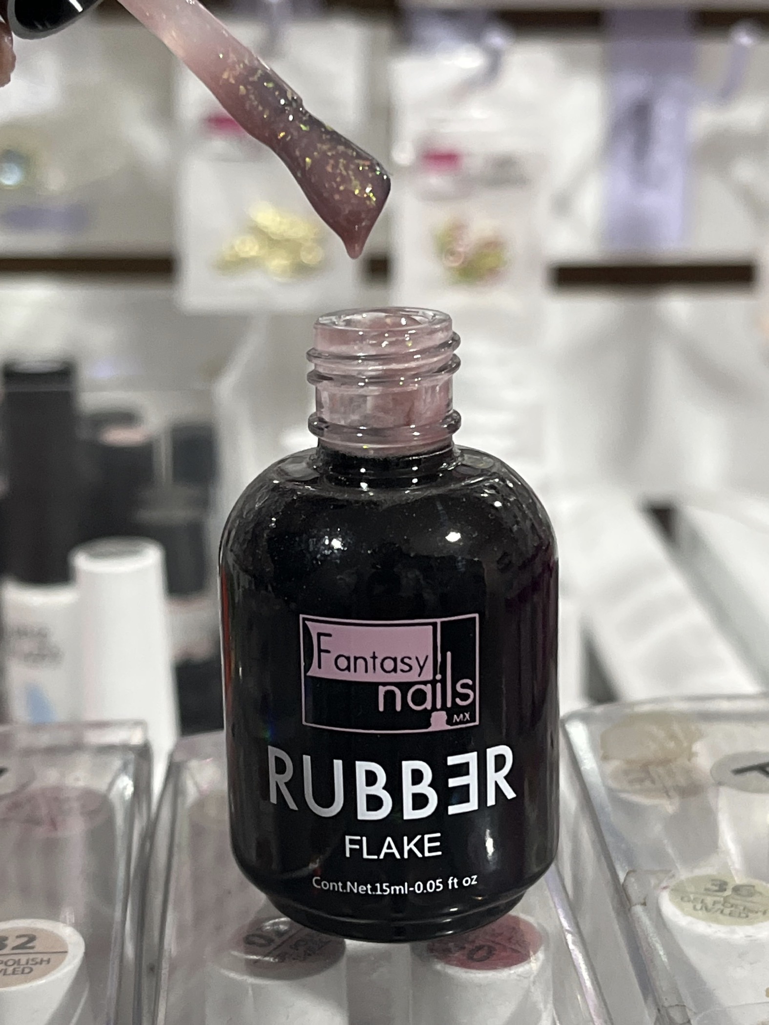 AGOTADO Rubber flake #8