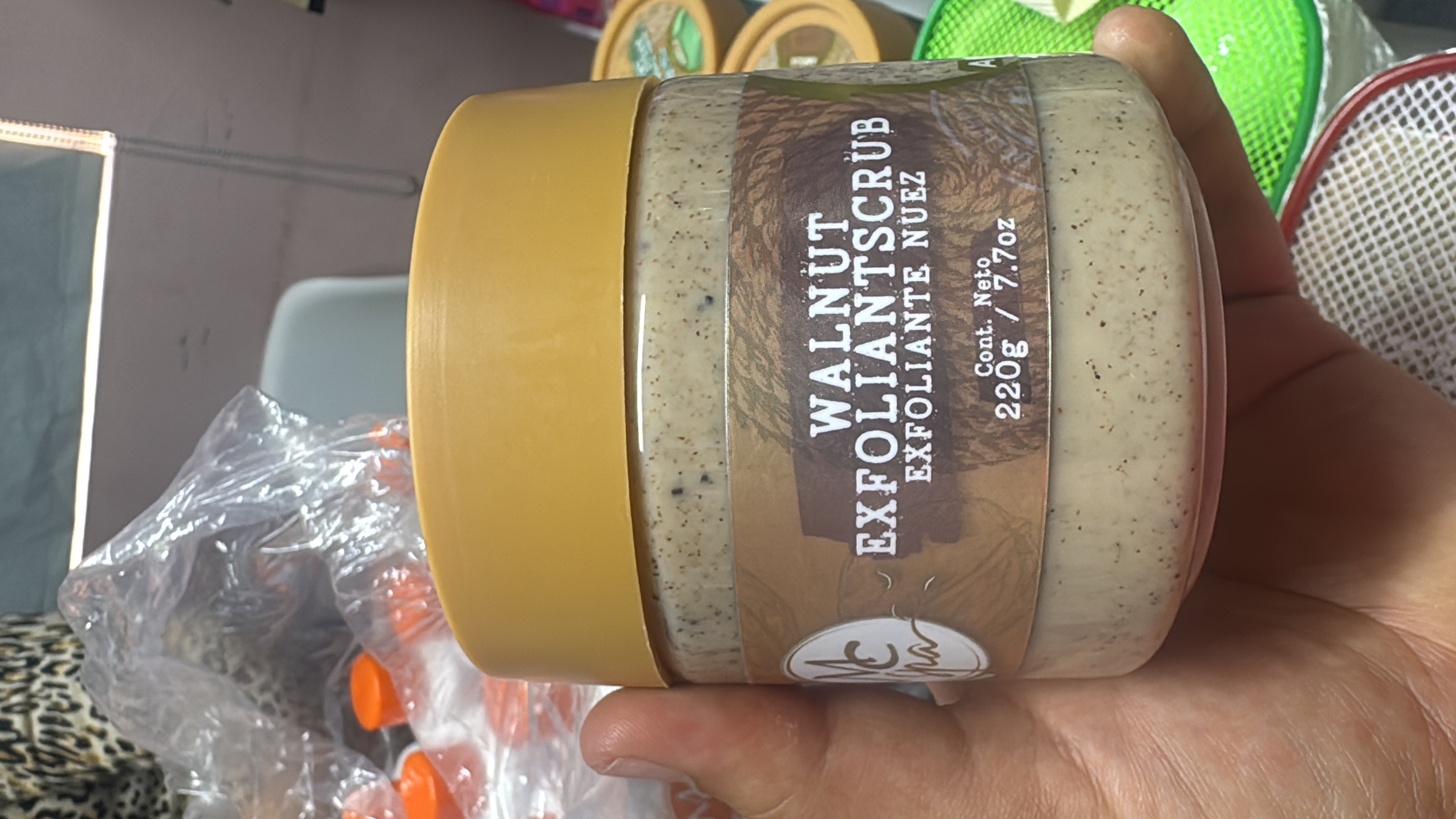 Exfoliante Facial y Corporal Nuez Shell 220g