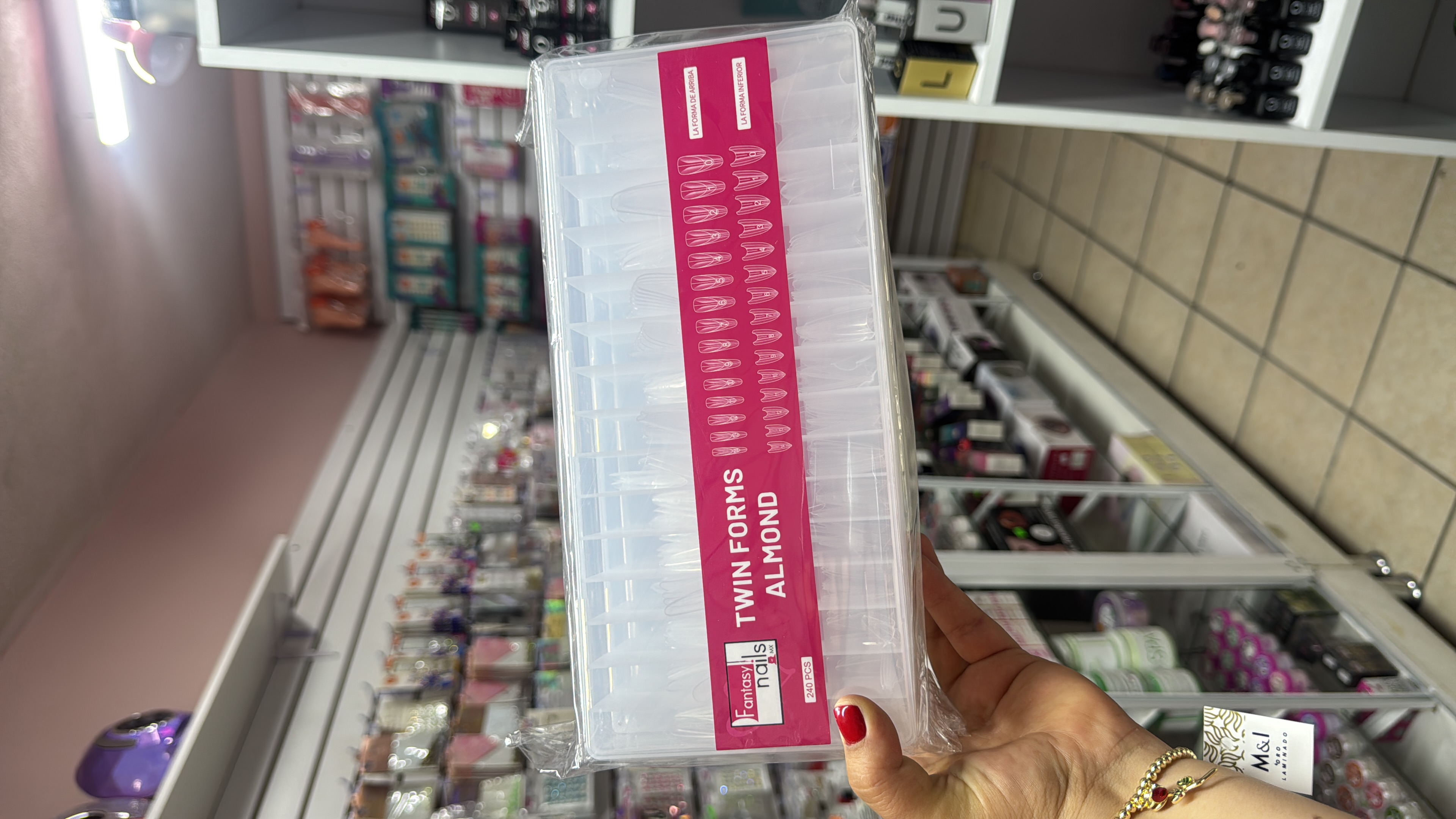 AGOTADO Tip Twin Forms Almond 240 Pcs (310)