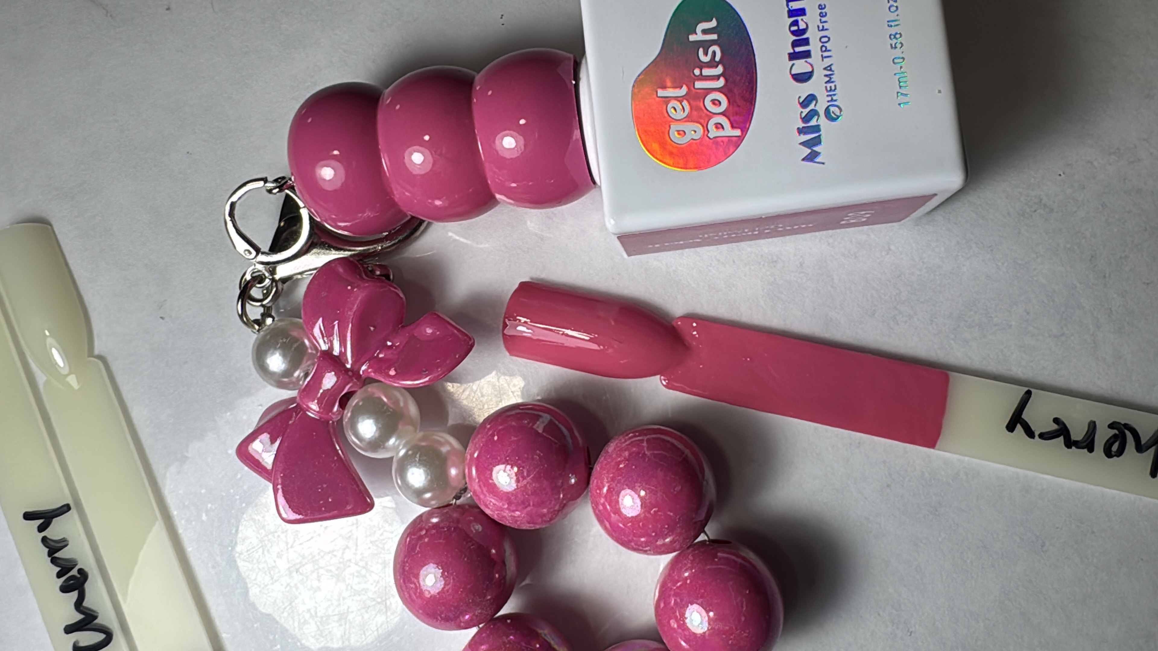 Gel B09 Miss Cherry Rosa