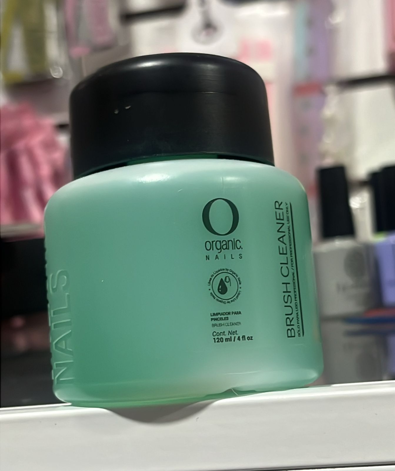 Brush cleaner organic