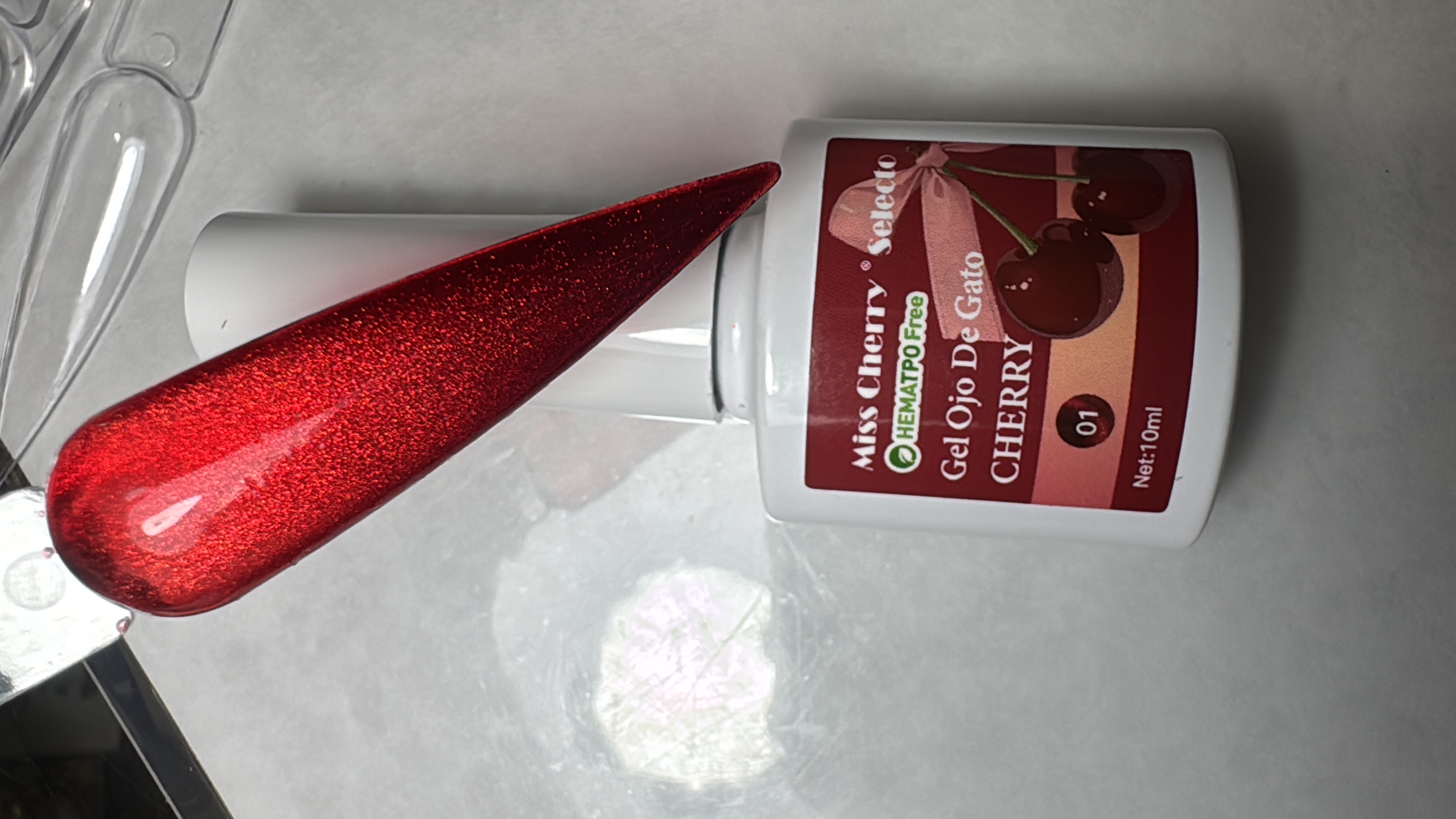 Ojo de Gato Cherry Rojo 01